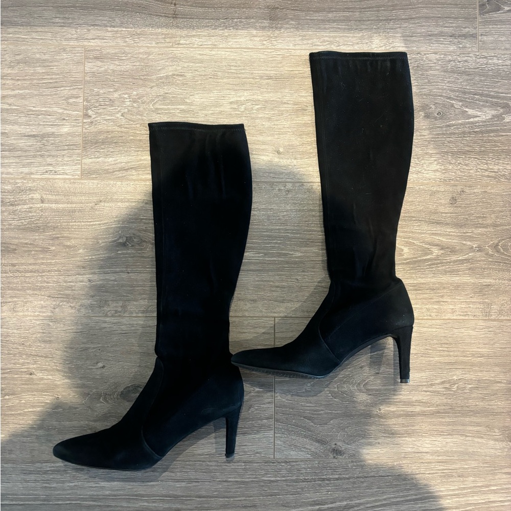 Stuart Weitzman suede knee high heeled boots size 6 black